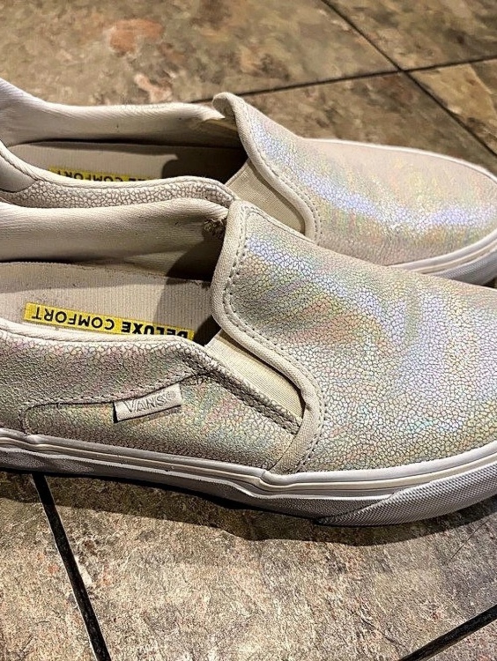 Vans Asher Deluxe Iridescent Slip-On Sneakers US 6